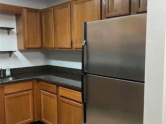 5th image of 2515 Veterans Memorial Pkwy APT 203