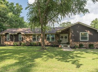 149 Indian Lake Rd, Hendersonville, TN 37075