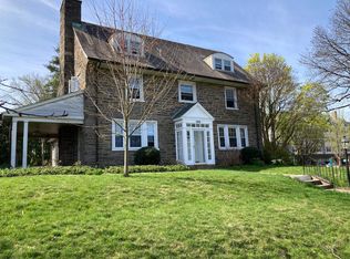 100 Vista Rd, Jenkintown, PA 19046