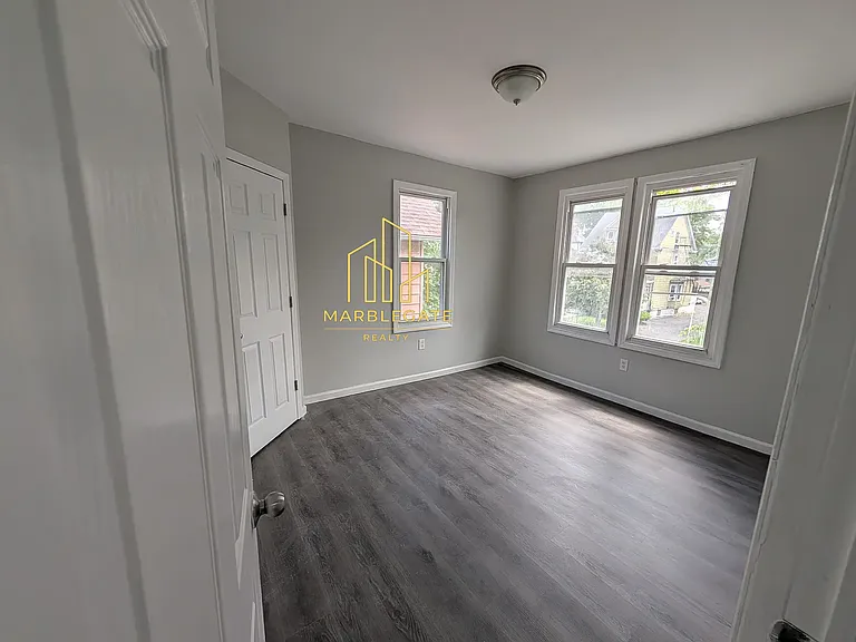 295 S Clinton St #22 — Photo 4