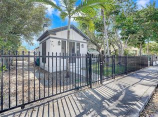 52 NW 47th Ter, Miami, FL 33127