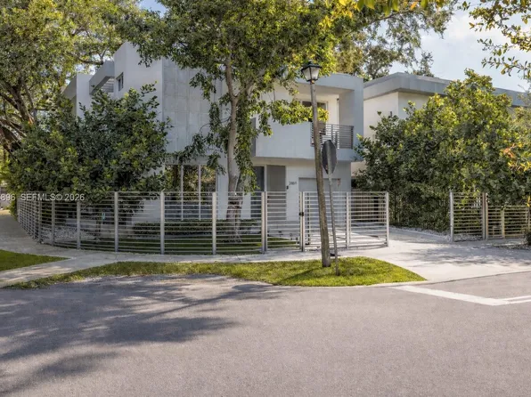 2851 SW 33rd Ct #2851, Miami, FL 33133