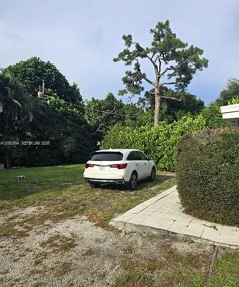 15138 Harrison Rd — Photo 3