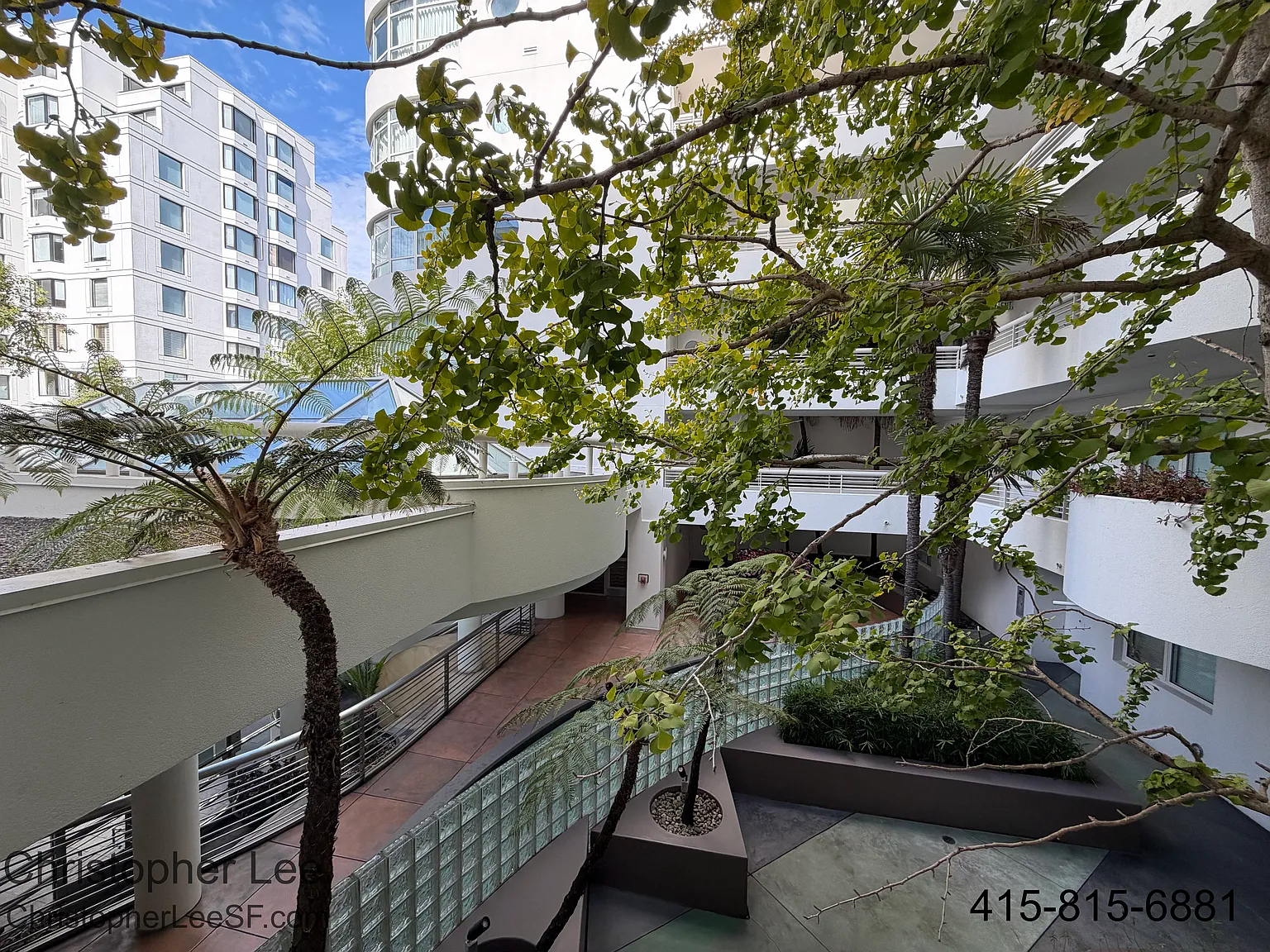 Studio, 814 sqft, $5,980 — Photo 2