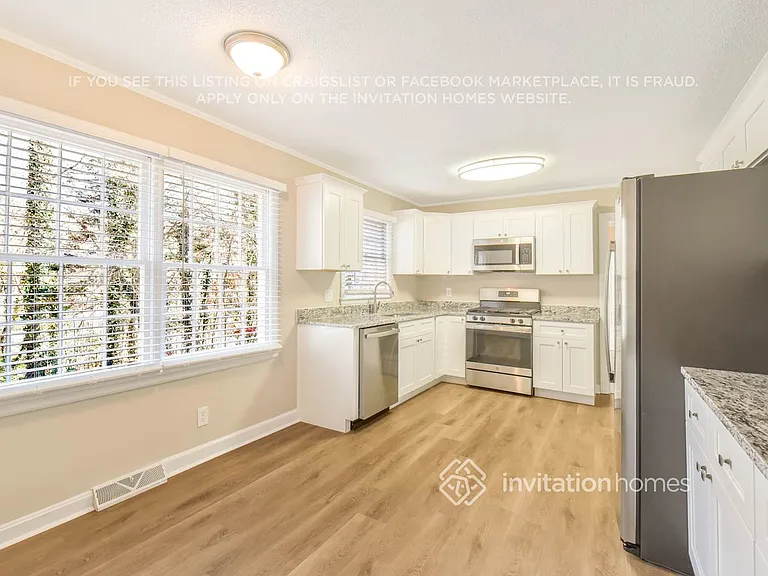 7723 Gayle Ave — Photo 6