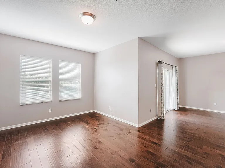 13705 Sherri Berry Way — Photo 2
