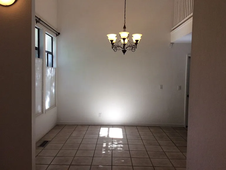 1 Berkeley Ct — Photo 11