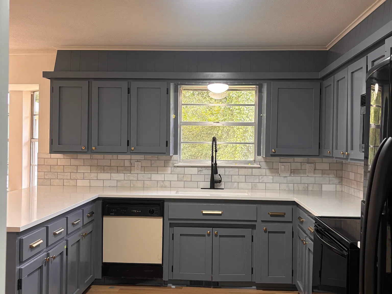 3 bed, 1767 sqft, $2,195 — Photo 3