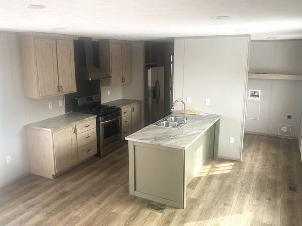 15 Mindi Ct