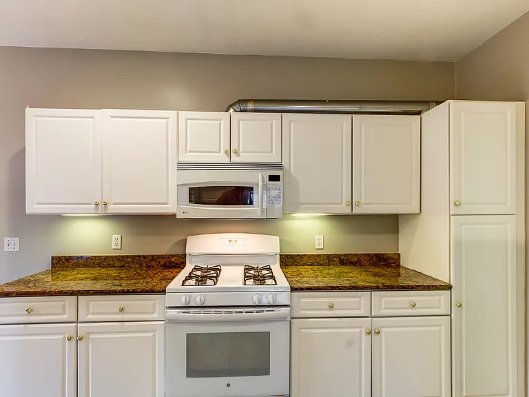 74 Odonnell Ave #74 — Photo 12