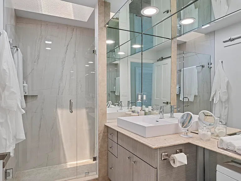 10252 Shireoaks Ln — Photo 31
