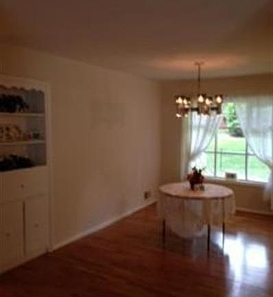 3rd image of 13716 Woodlark Dr