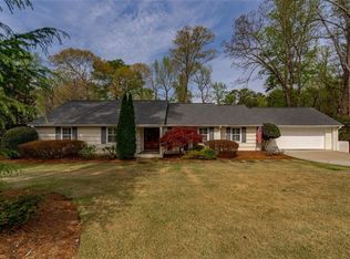 450 Glencourtney Dr, Sandy Springs, GA 30328