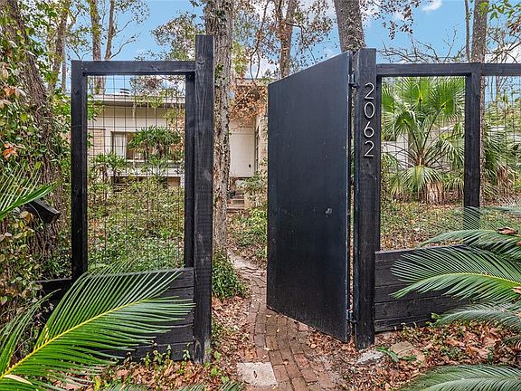 4th image of 2062 NW 11th Rd