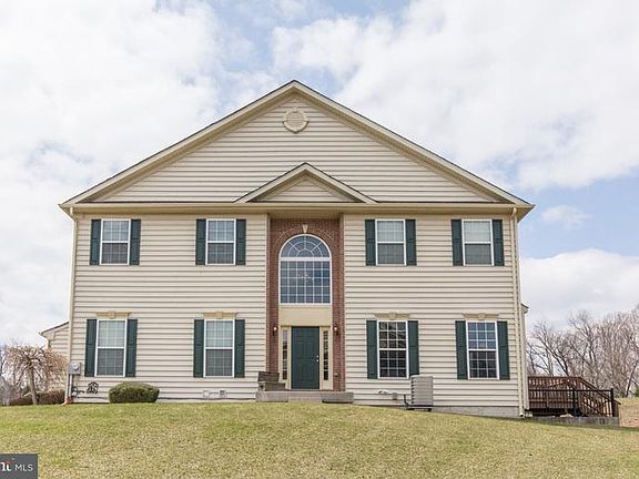 2nd image of 195 Penns Manor Dr