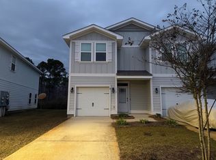 45 Crossing Ln UNIT A-B, Pt Washington, FL 32459