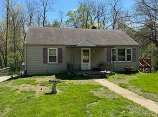6 Belgrade Rd, Country Club, MO 64505