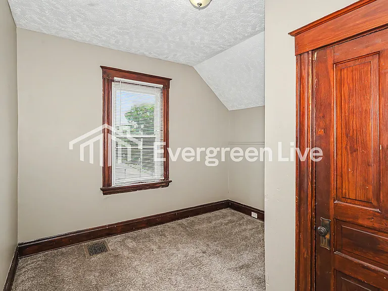 3742 Dina Ave — Photo 10