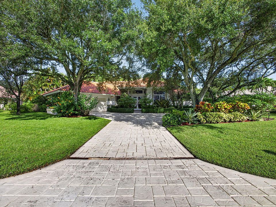 1st image of 43 DUNBAR Road