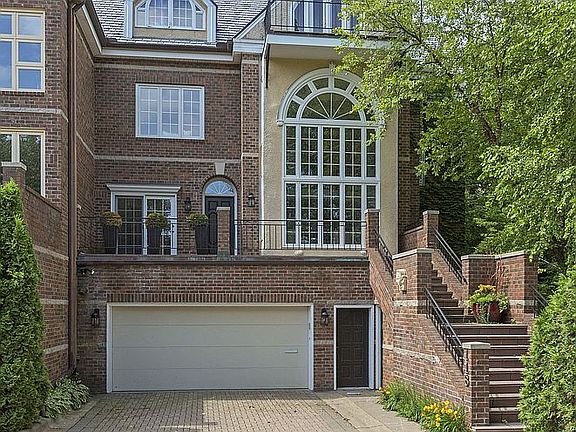 Virtual Tour Available 