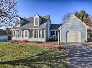 209 Queens Gate Rd, Lititz, PA 17543