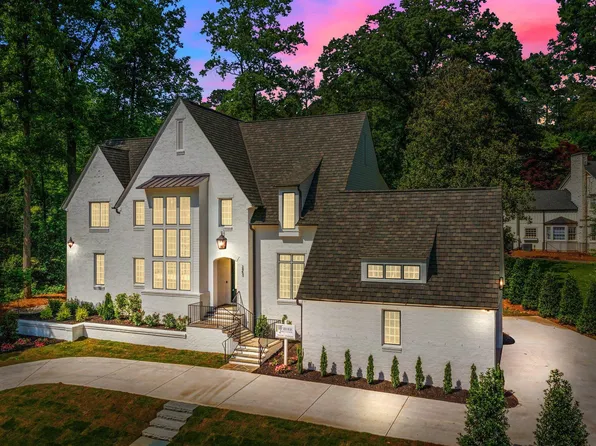 2453 W Lake Dr, Raleigh, NC 27609