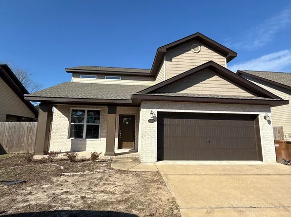 2307 Hadleigh Hills Ct, Navarre, FL 32566