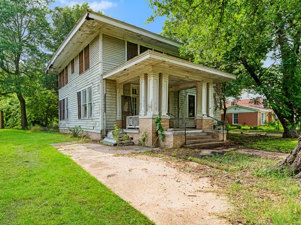 946 S Church St, Paris, TX 75460