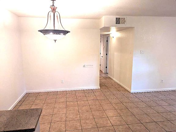 3rd image of 601 San Mateo Ln #124