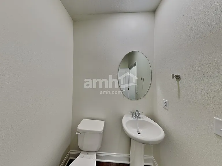 508 Onate Cir — Photo 13