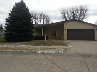 2305 W Bryden Rd, Muncie, IN 47304