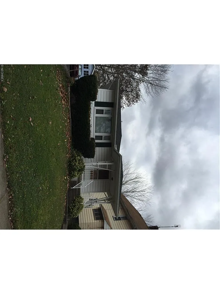 202 S Maryland Ave photo 1