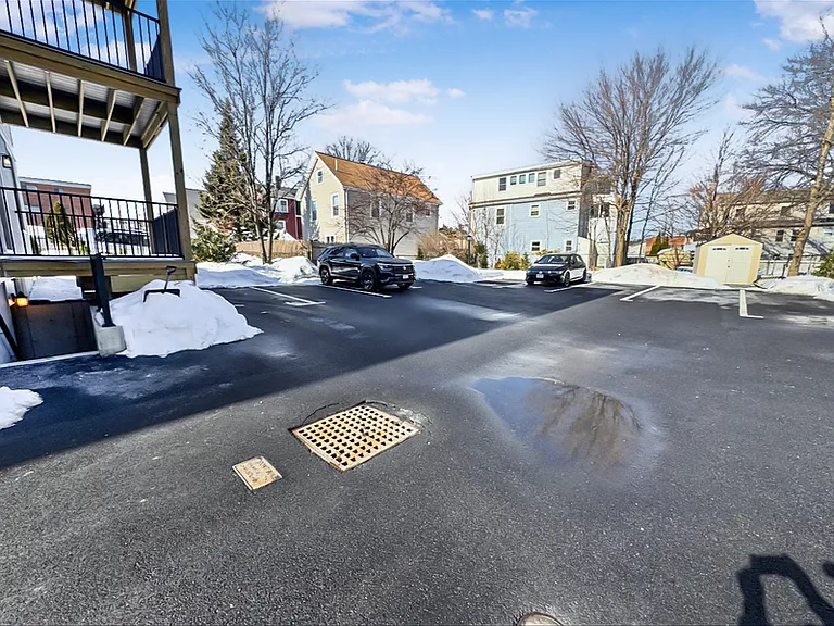 40 Waverly St #3 — Photo 22