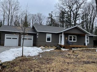 29855 E Court St, Drummond Island, MI 49726