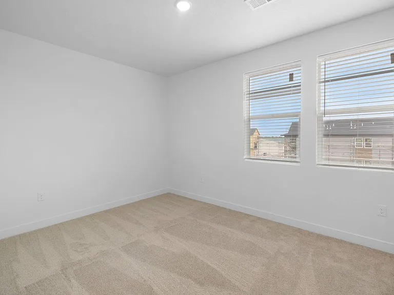 The Henley Apartments — Photo 19