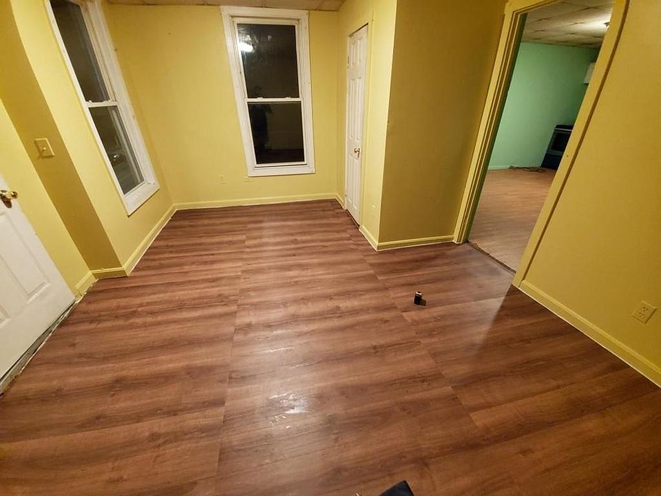2nd image of 241 Lincoln St APT 3