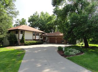 12961 73rd Ave N, Maple Grove, MN 55369