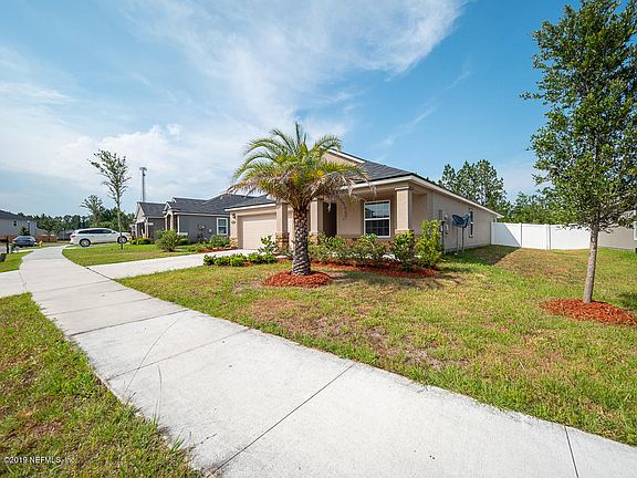 4th image of 15817 Twin Creek Dr