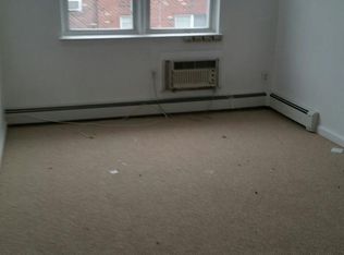 2584 E 2nd St, Brooklyn, NY 11223