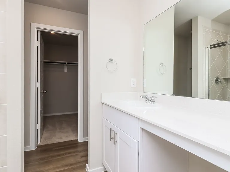 624 Levine Ct — Photo 11