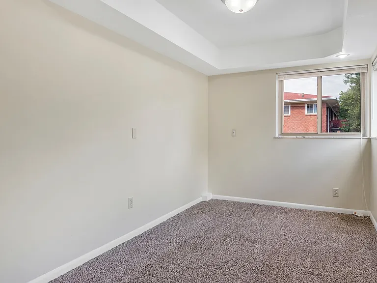 1410 Old Canton Ln — Photo 17