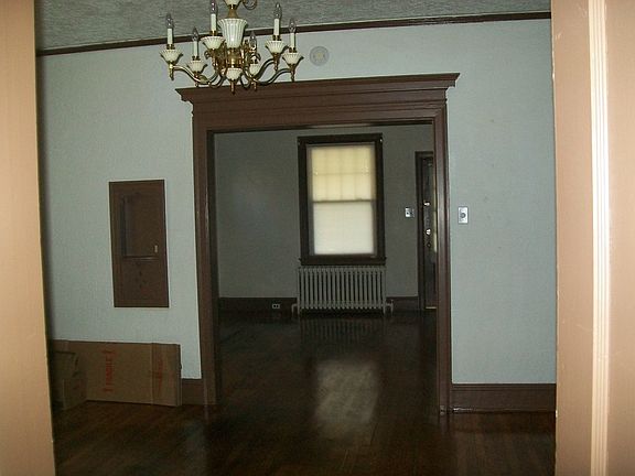 5th image of 1400 1/2 Bellevue Ave