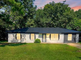 400 NW Canterbury Farm Rd, Midland City, AL 36350