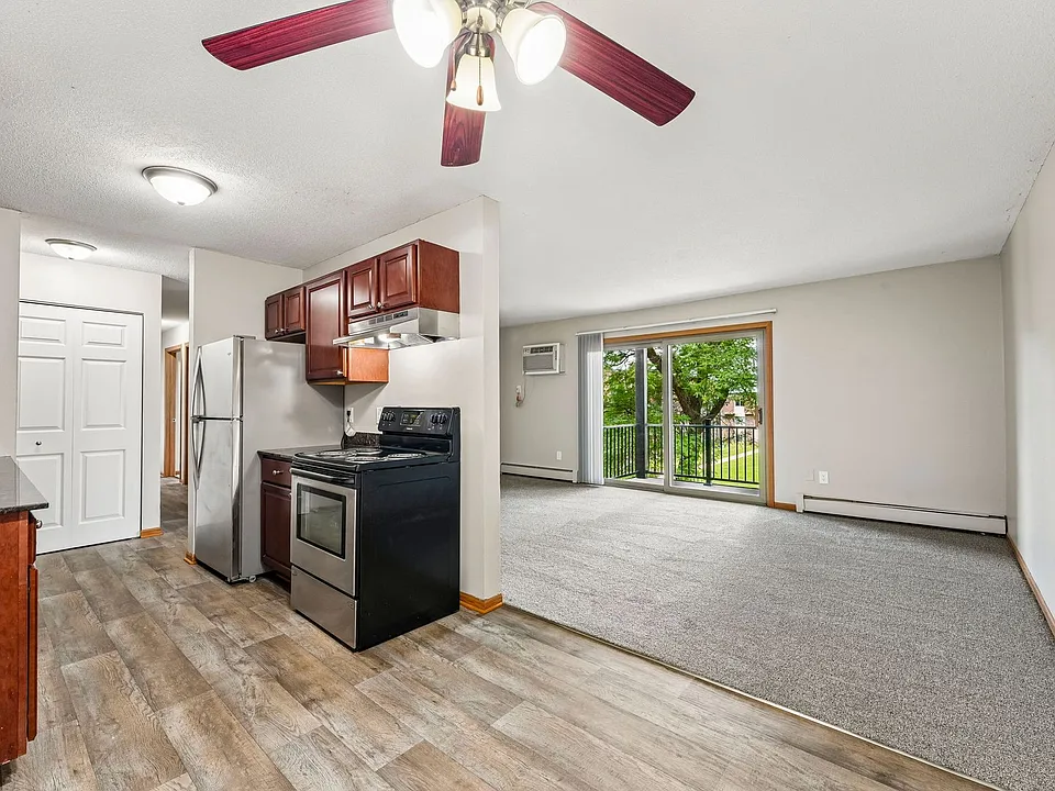 River Ridge Apartments