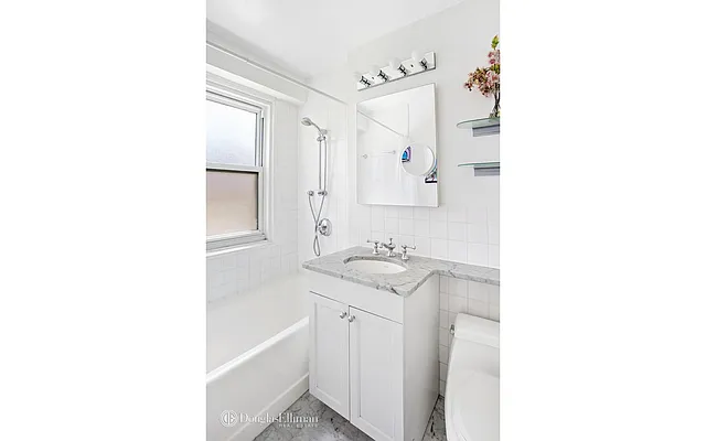 Sold by Douglas Elliman | media 22