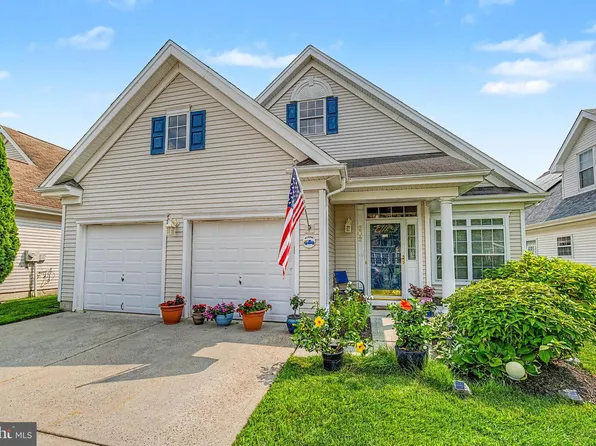 202 Lander Rd, Egg Harbor Township, NJ 08234