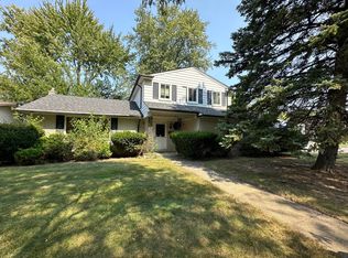 25814 Cherry Hill Rd, Dearborn Heights, MI 48127