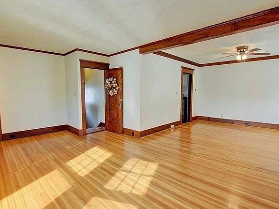 3rd image of 690 Tacoma Ave Floor 2