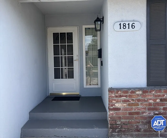 1816 Fallon Ln — Photo 3