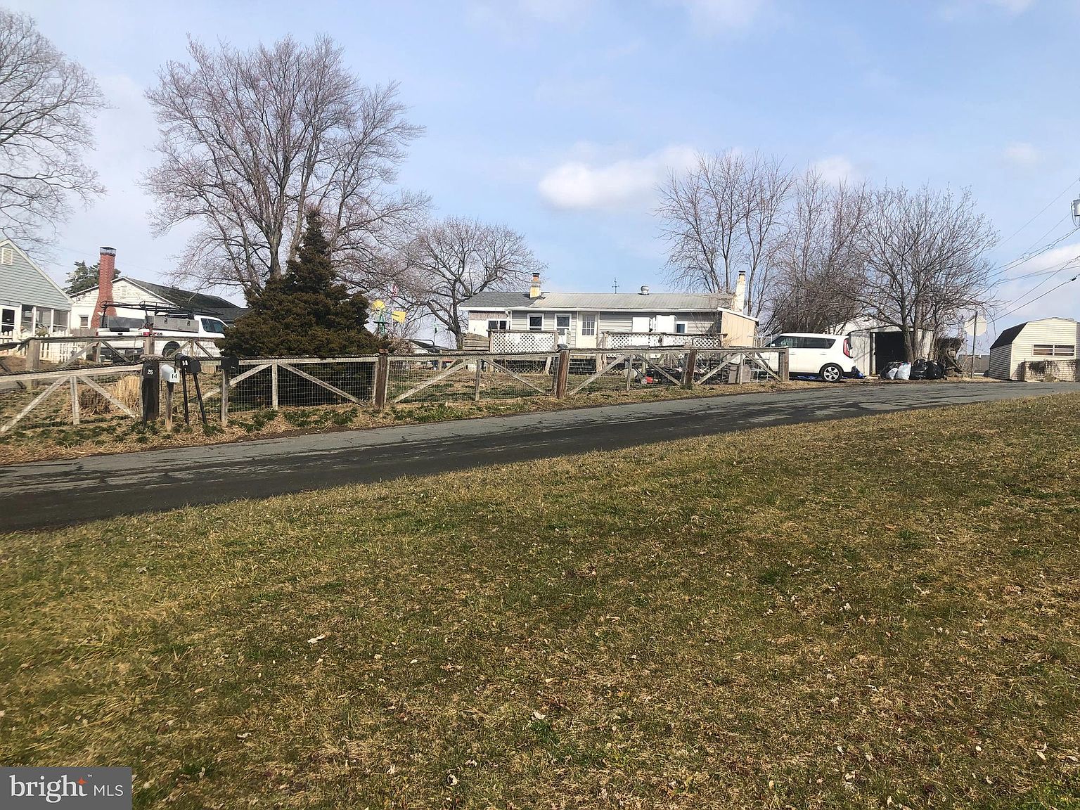 10 Holly St, Earleville, MD 21919 Zillow